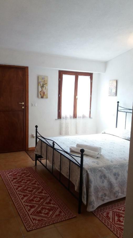 Agriturismo Sa E Padedda Mores Eksteriør billede