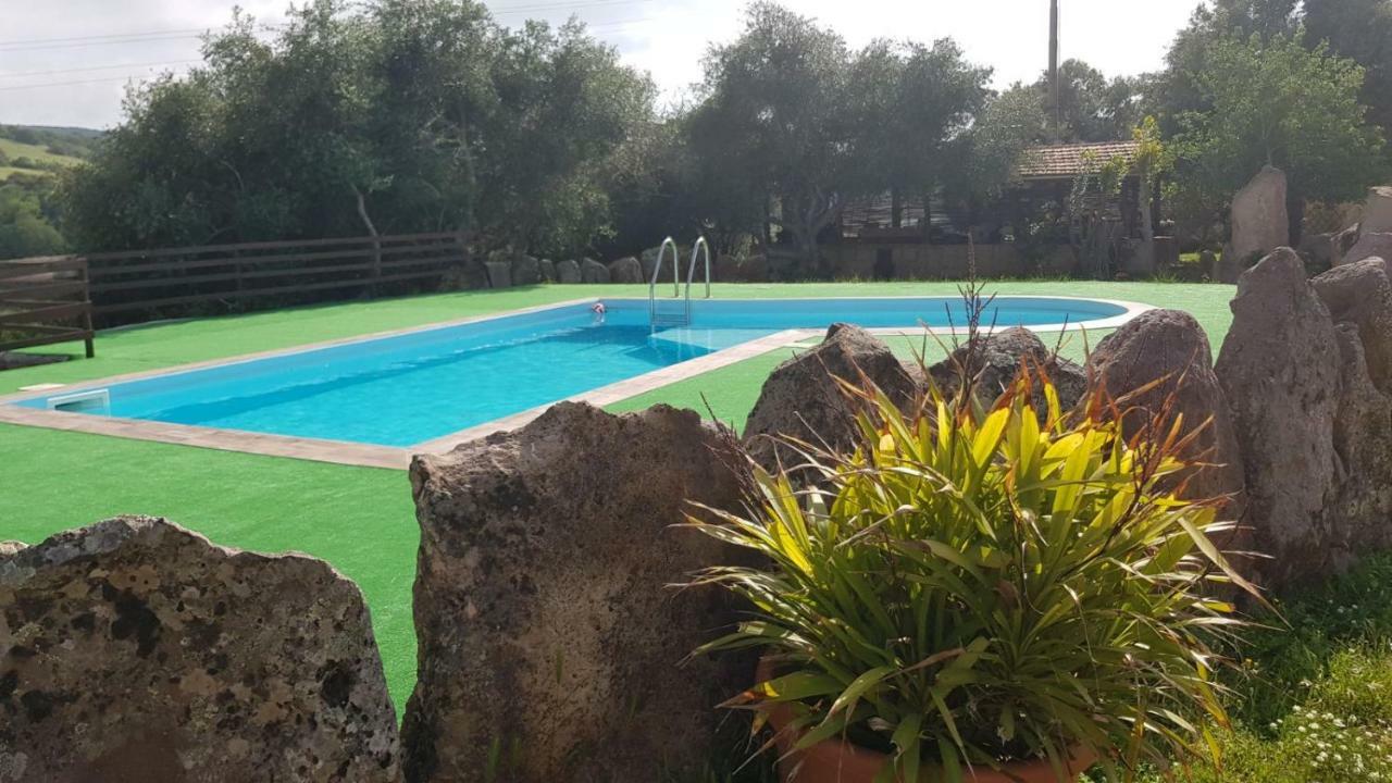 Agriturismo Sa E Padedda Mores Eksteriør billede